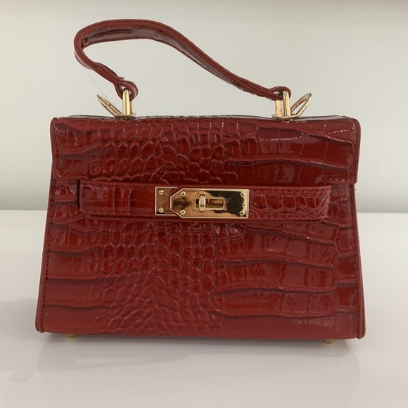 Brown NWT Crocodile Embossed Satchel Bag - Picture 16 of 17